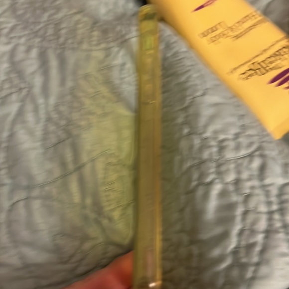 Velvet Caviar iPhone Case EUC - Picture 4 of 5